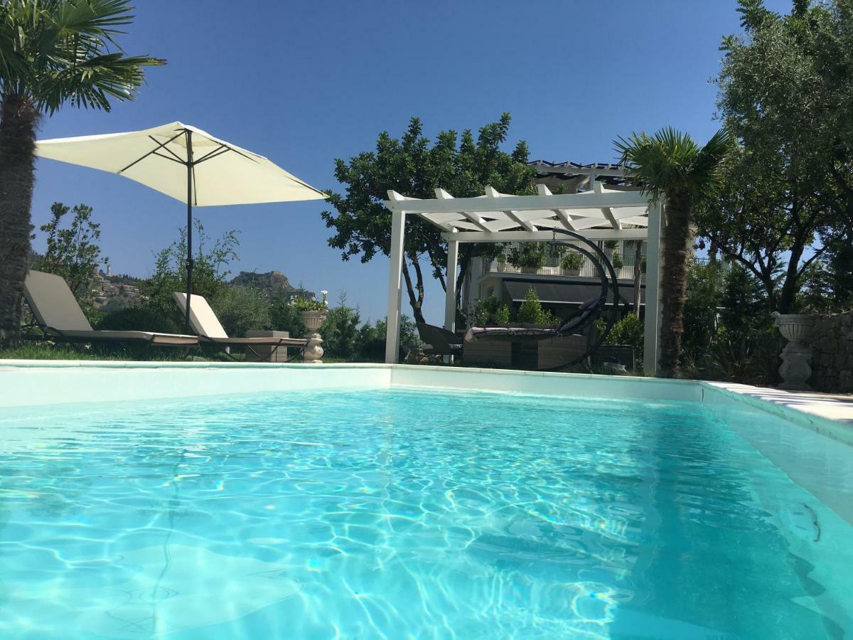 Villa Nina 2013 Appartamento Taormina Exteriör bild