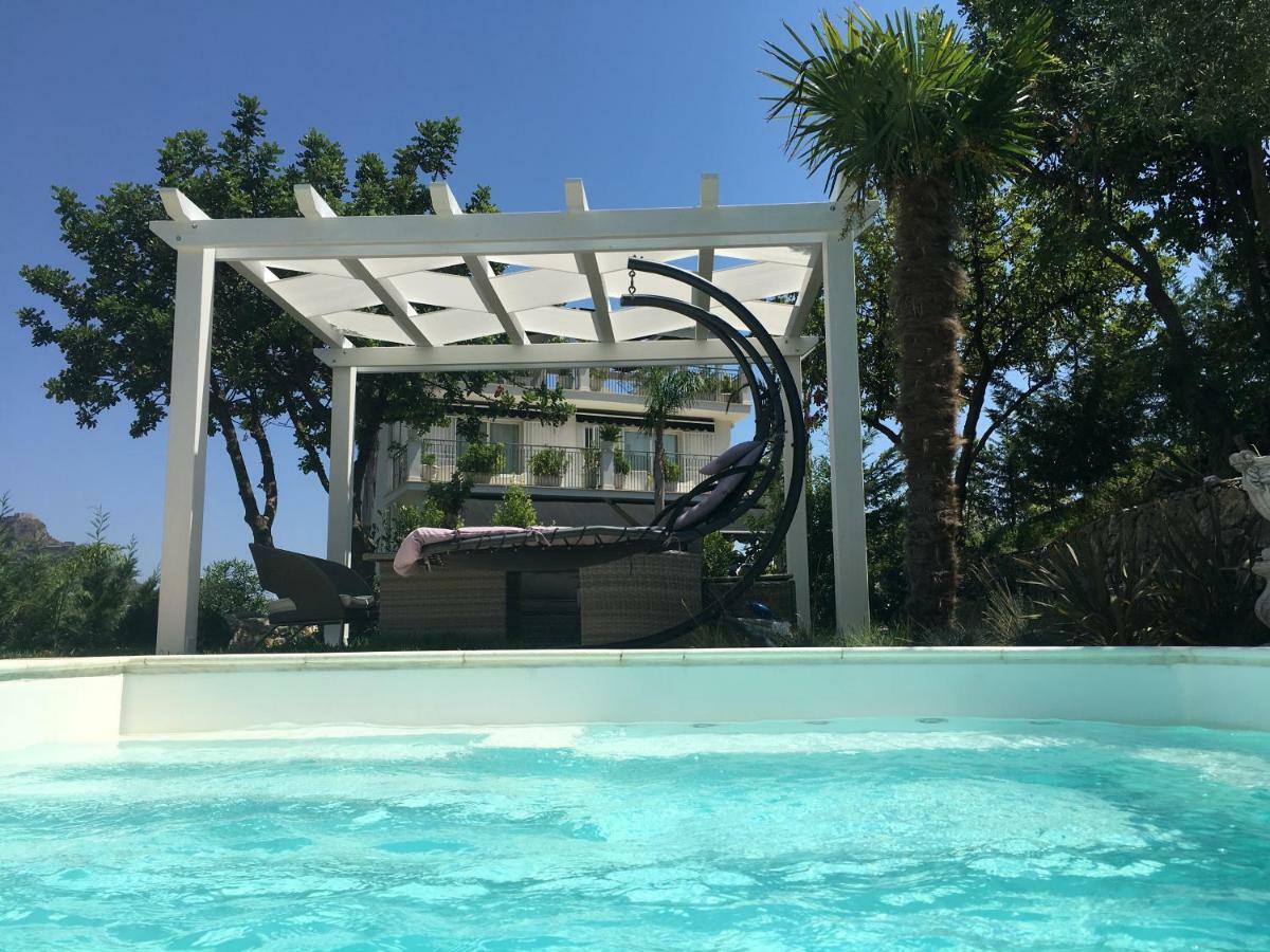 Villa Nina 2013 Appartamento Taormina Exteriör bild
