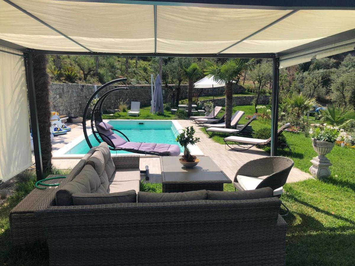 Villa Nina 2013 Appartamento Taormina Exteriör bild