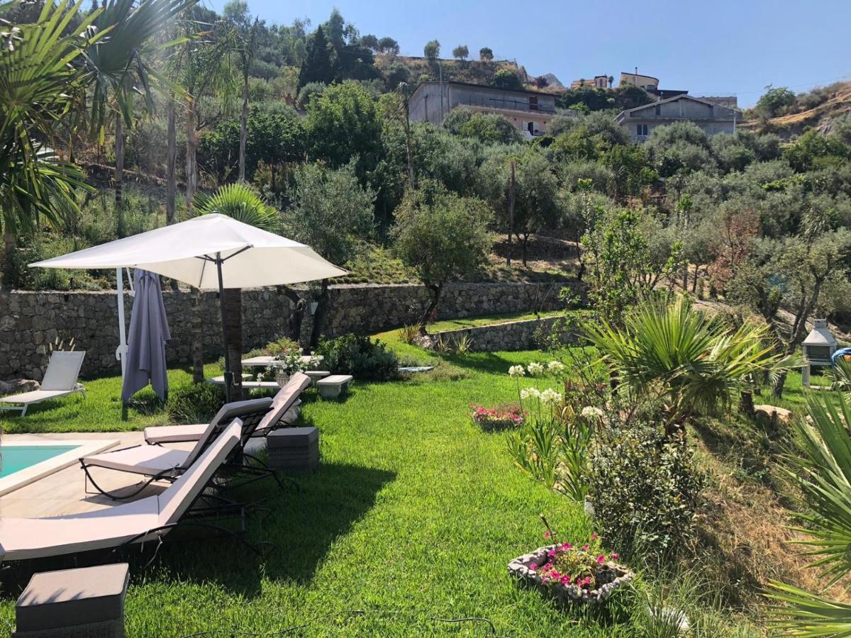 Villa Nina 2013 Appartamento Taormina Exteriör bild