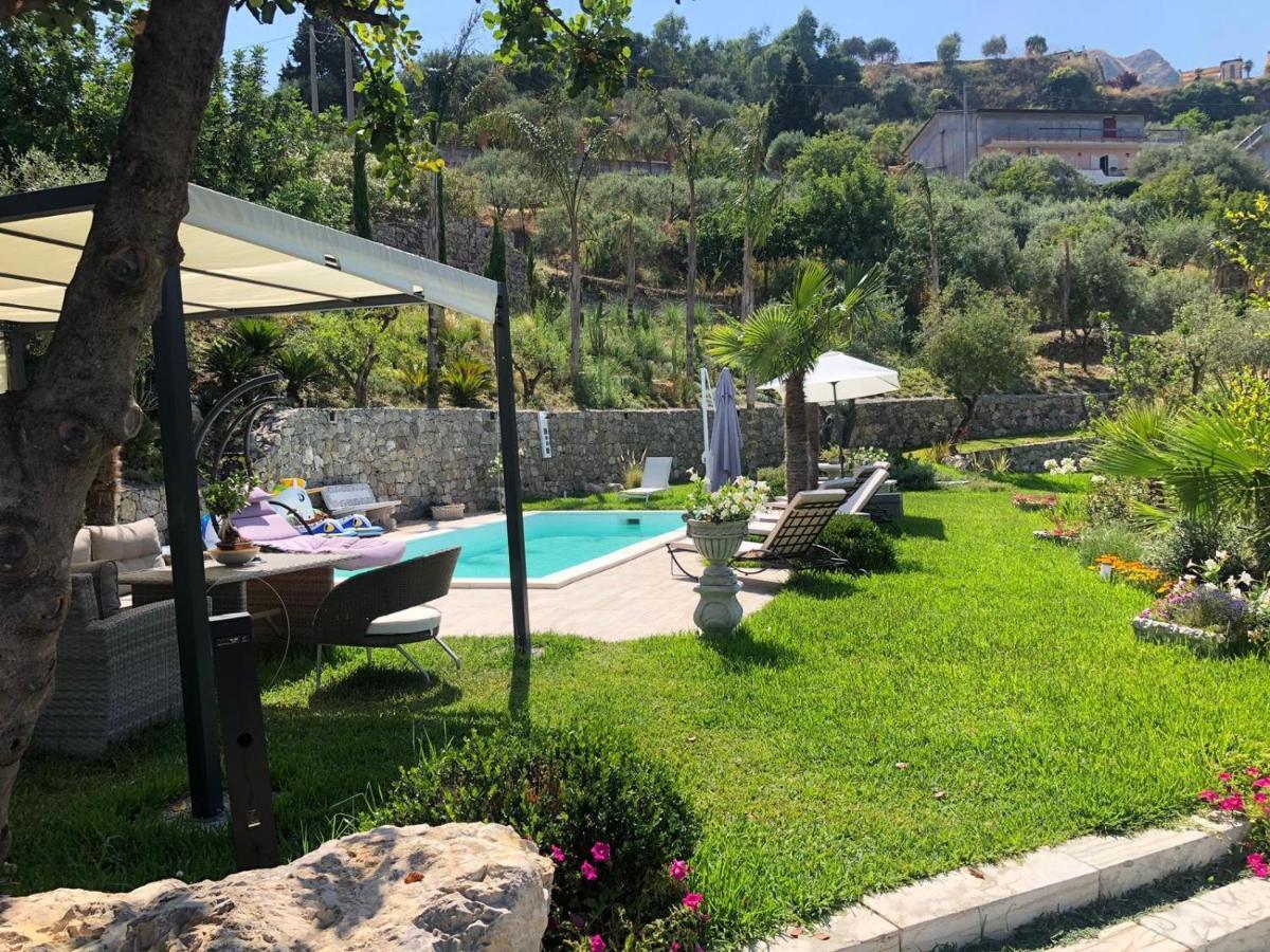 Villa Nina 2013 Appartamento Taormina Exteriör bild